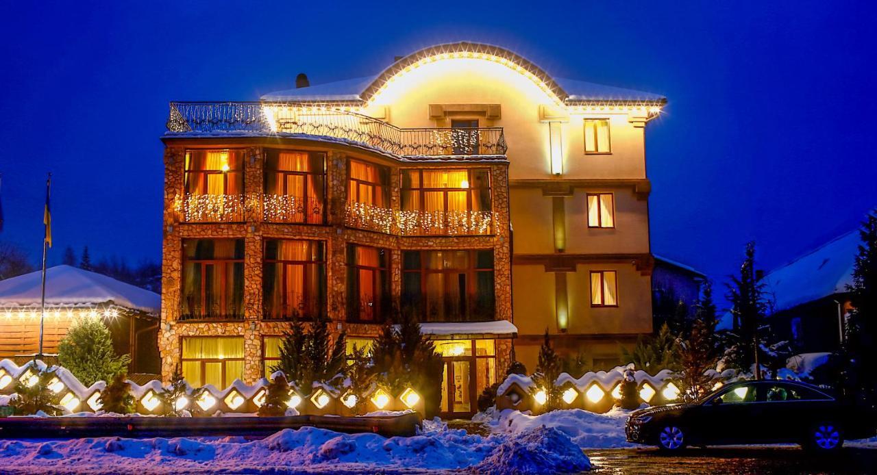 Hotel Kilikiya Uzhhorod Exterior photo